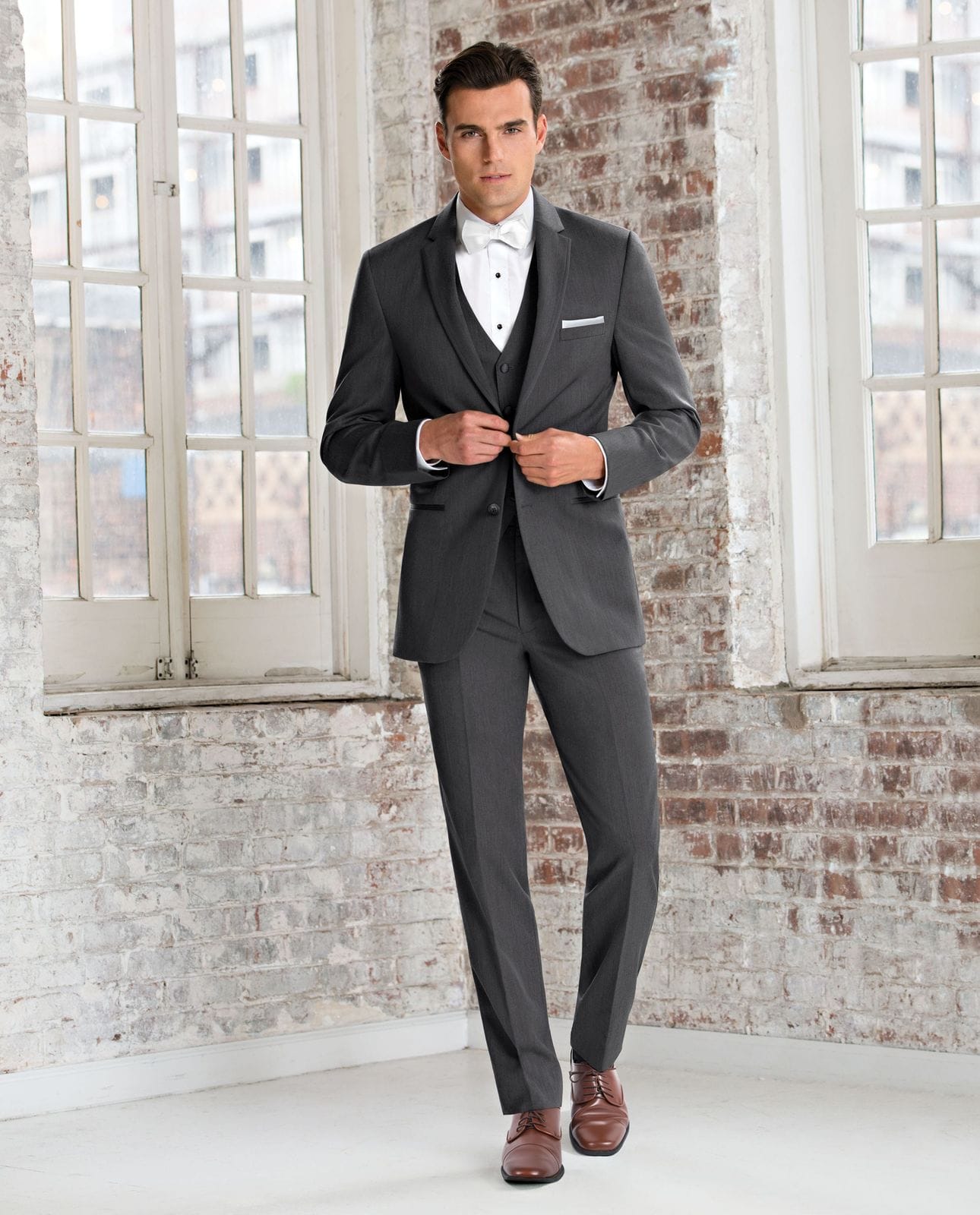 Michael Kohrs tuxedo from AJ Bridal Company St. Louis Cape Girardeau